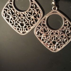 Silver diamond shape earrings